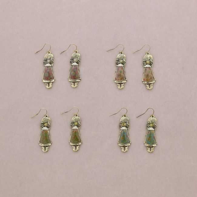 DOLL EARRINGS