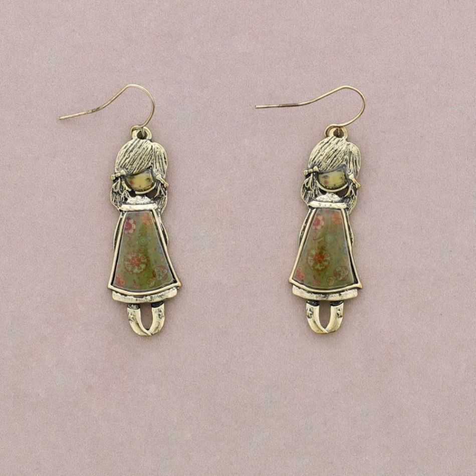 DOLL EARRINGS