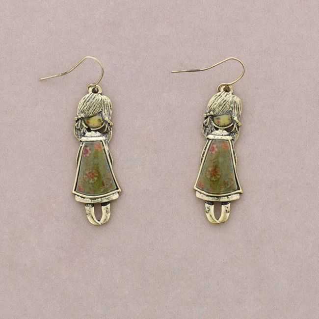 DOLL EARRINGS