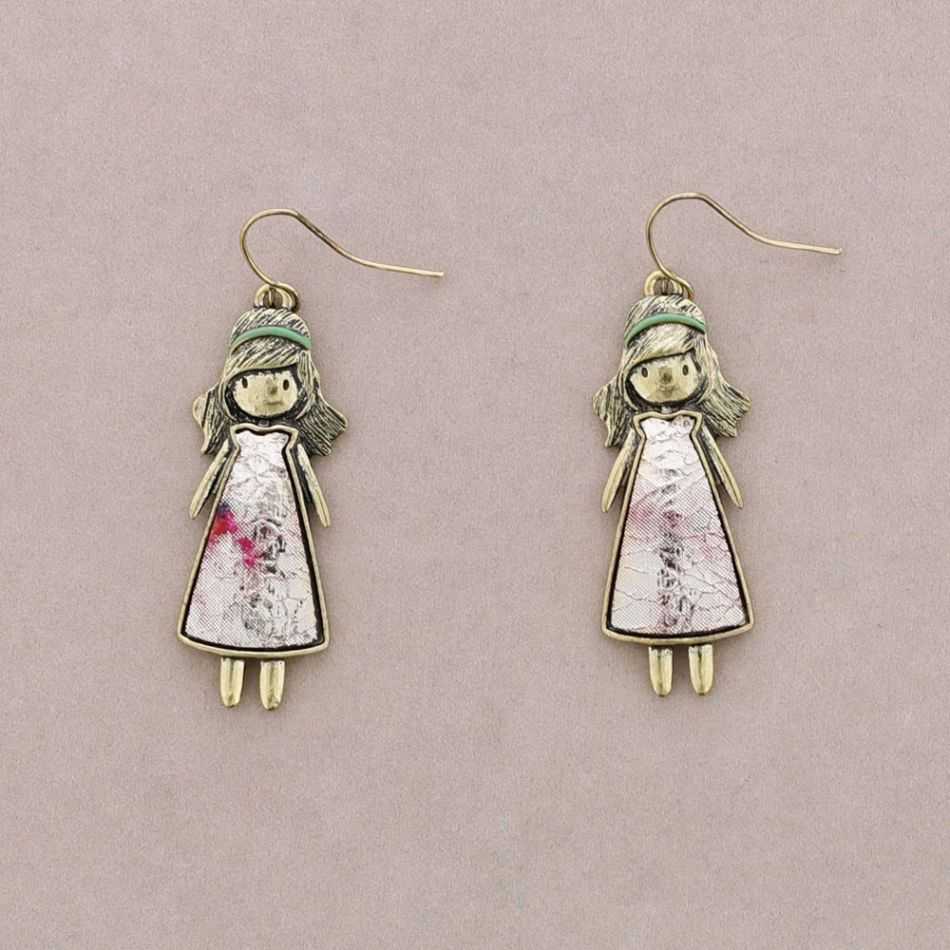 DOLL EARRING
