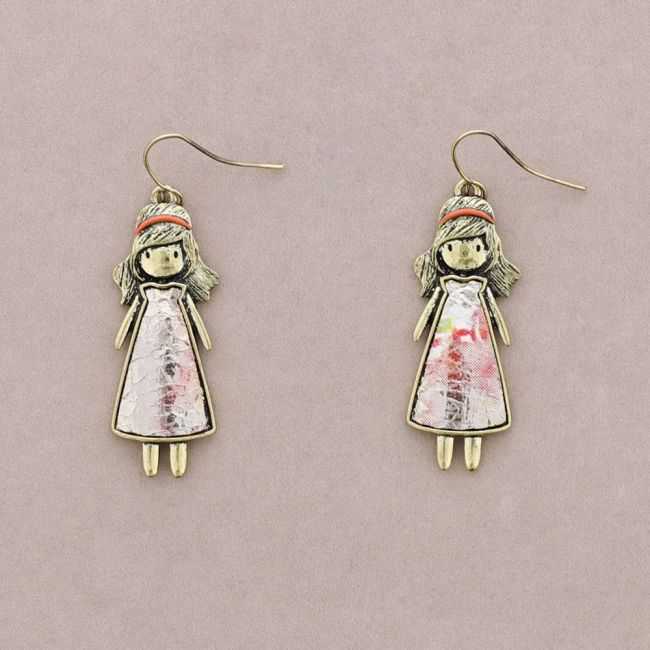 DOLL EARRING