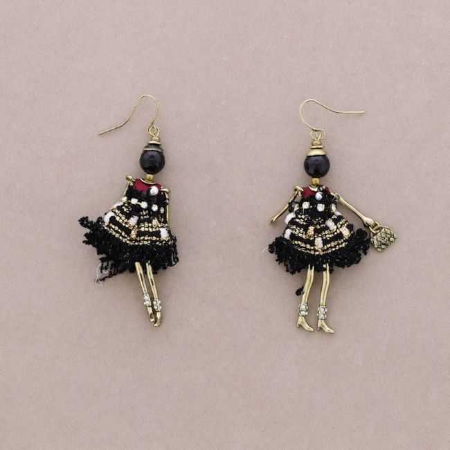 PENDANT EARRINGS DOLL