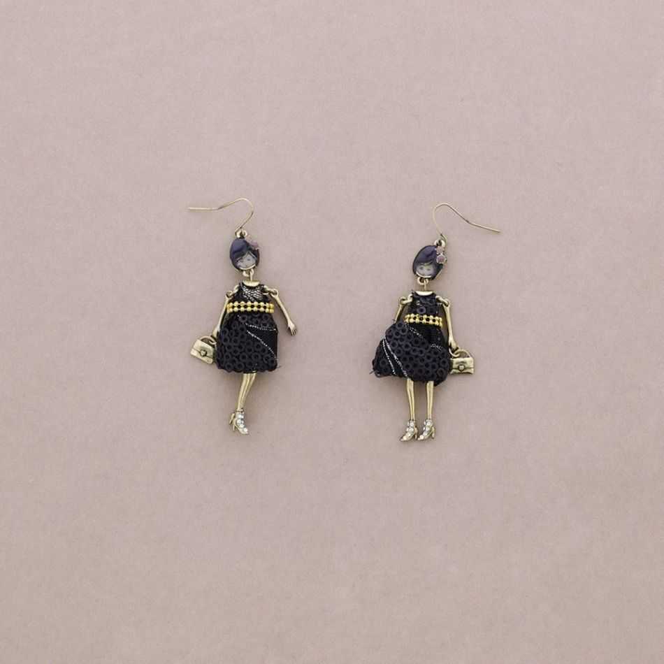 PENDIENTES COLG. MUÑECA CARINA