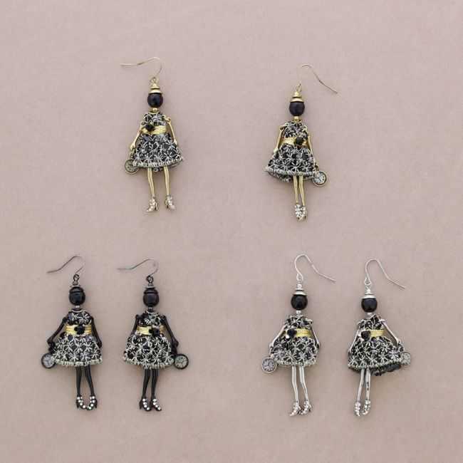 PENDIENTES COLG. MUÑECA