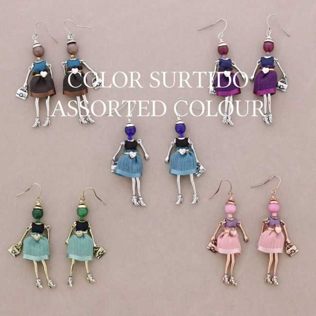 DOLL PENDANT EARRINGS
