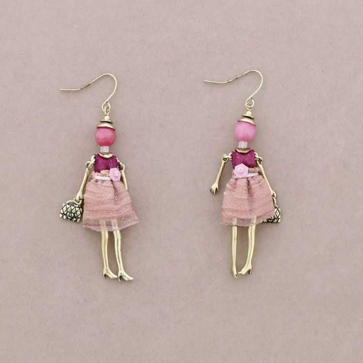 PENDIENTES COLGANTE MUNECA