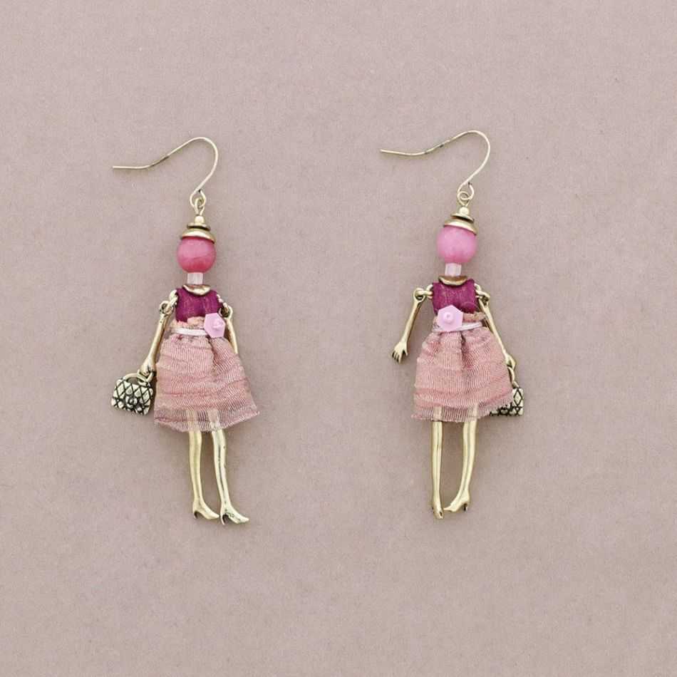 PENDIENTES COLGANTE MUNECA