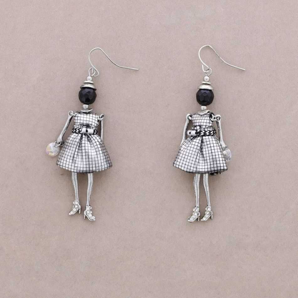 PENDANT EARRINGS DOLL