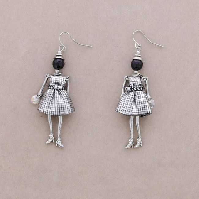 PENDANT EARRINGS DOLL