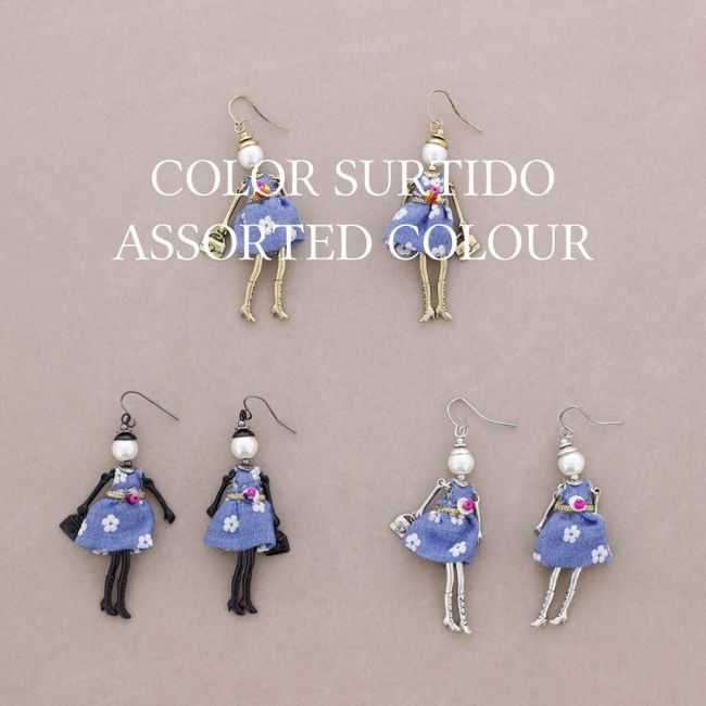 DOLL PENDANT EARRINGS