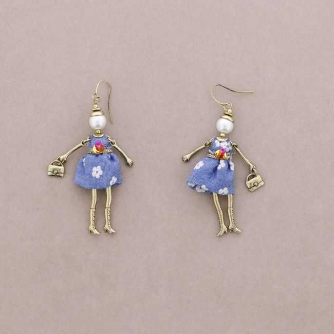 DOLL PENDANT EARRINGS