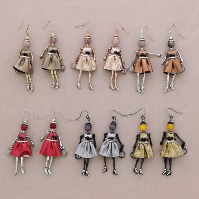 PENDANT EARRINGS DOLL