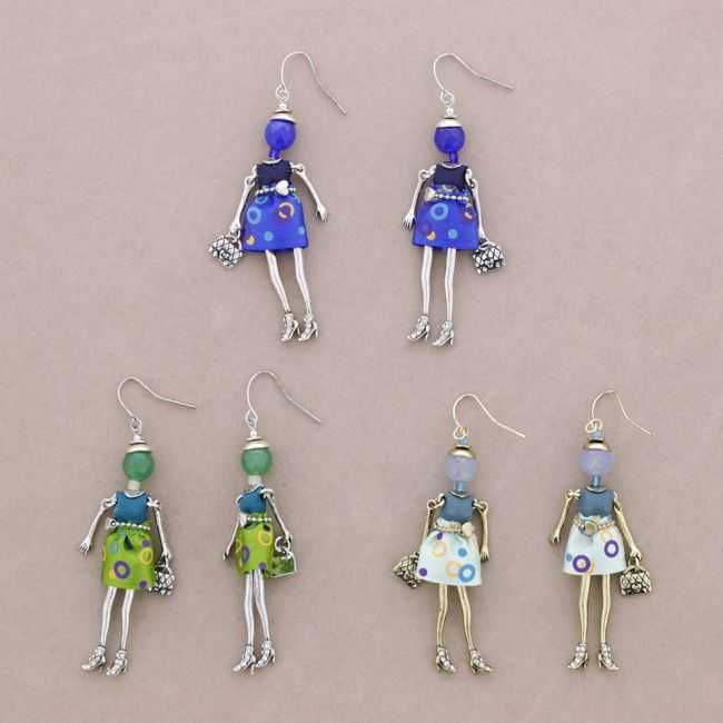 DOLL PENDANT EARRINGS