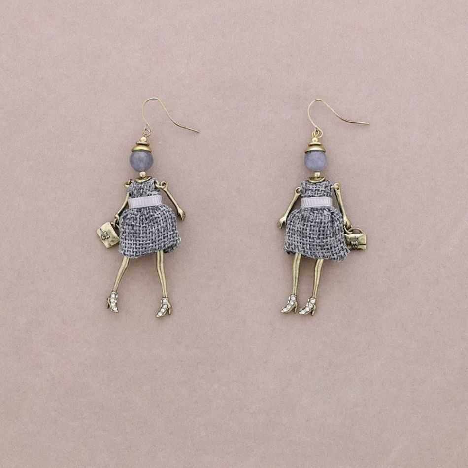 PENDANT EARRINGS DOLL