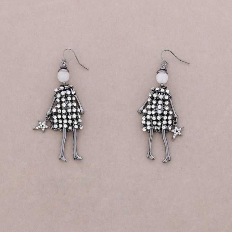 PENDIENTES COLGANTE MUNECA 2