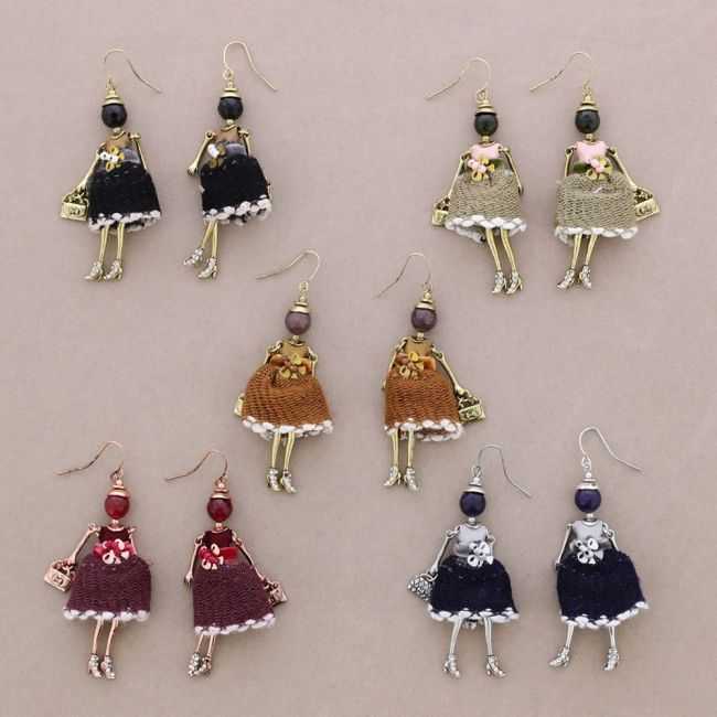 PENDANT EARRINGS DOLL