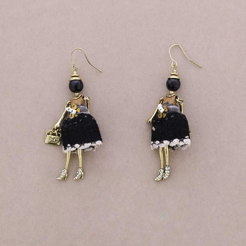 PENDANT EARRINGS DOLL