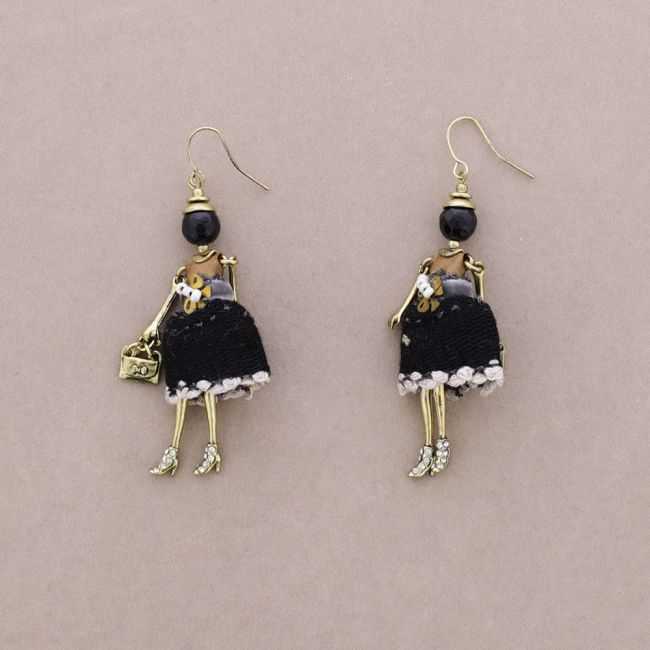 PENDANT EARRINGS DOLL