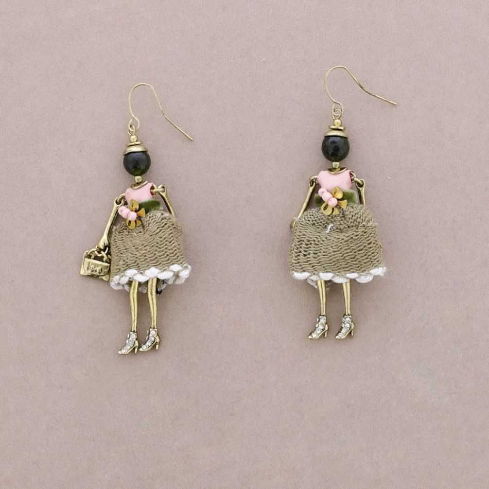 PENDANT EARRINGS DOLL