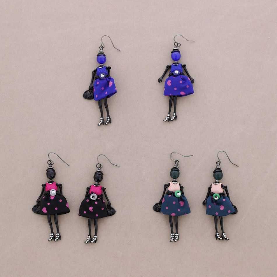 PENDIENTES COLG. MUÑECA