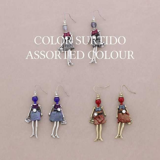DOLL PENDANT EARRINGS
