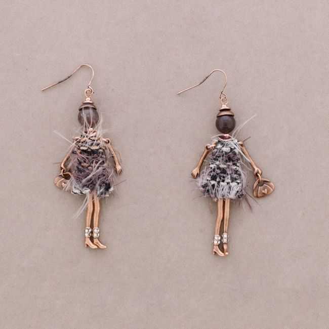 DOLL EARRINGS