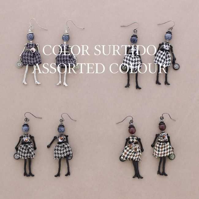 PENDANT EARRINGS DOLL
