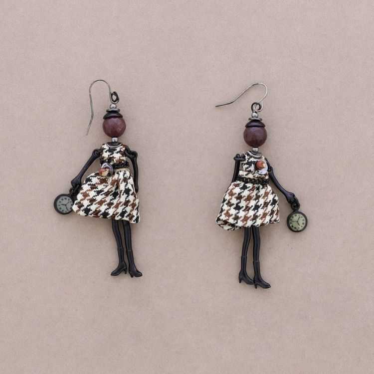 PENDANT EARRINGS DOLL