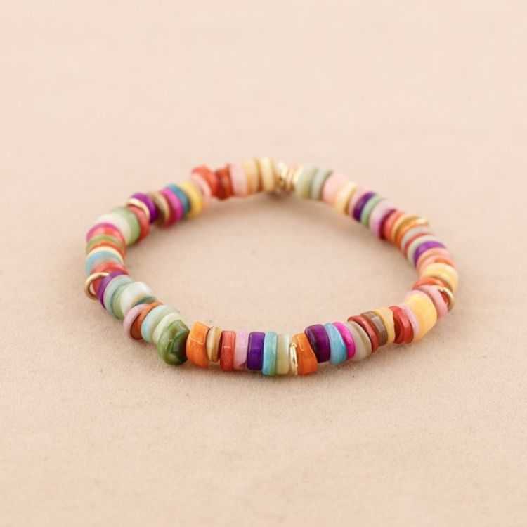 ELASTIC BRACELET WITH NACRE BEADS