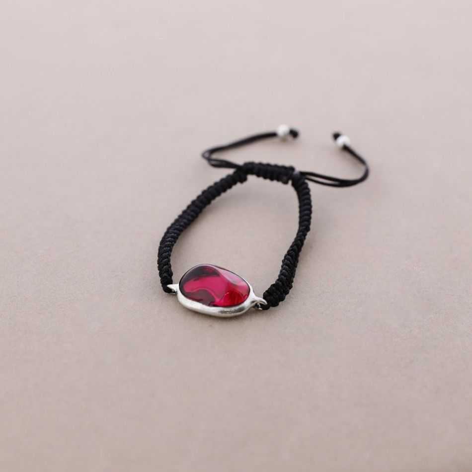 MACRAME METAL RESIN BRACELET