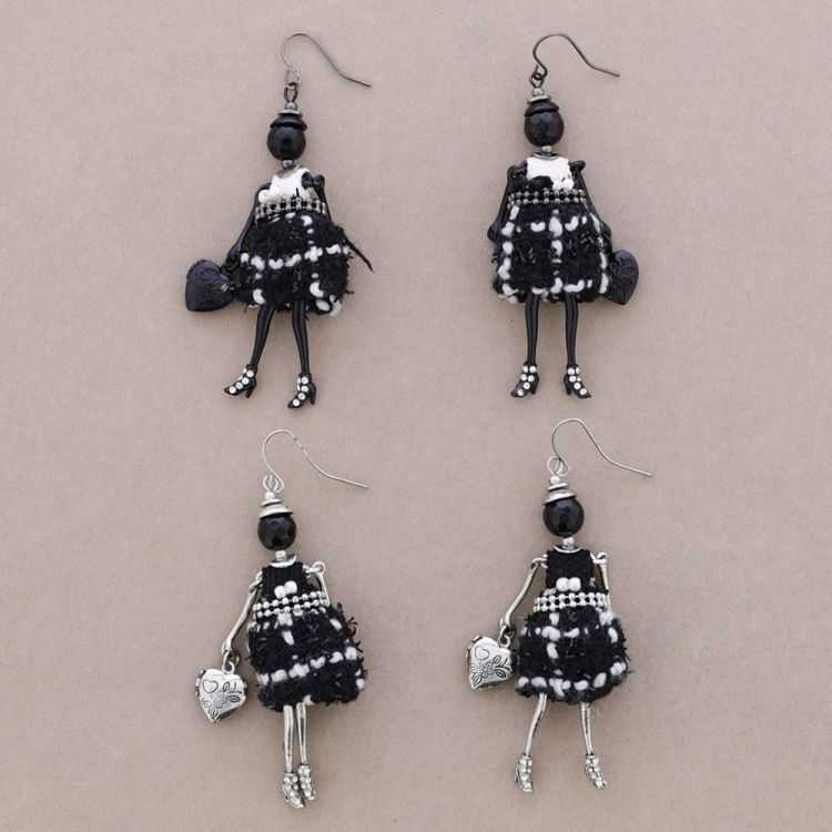 PENDIENTES COLG. MUÑECA 2