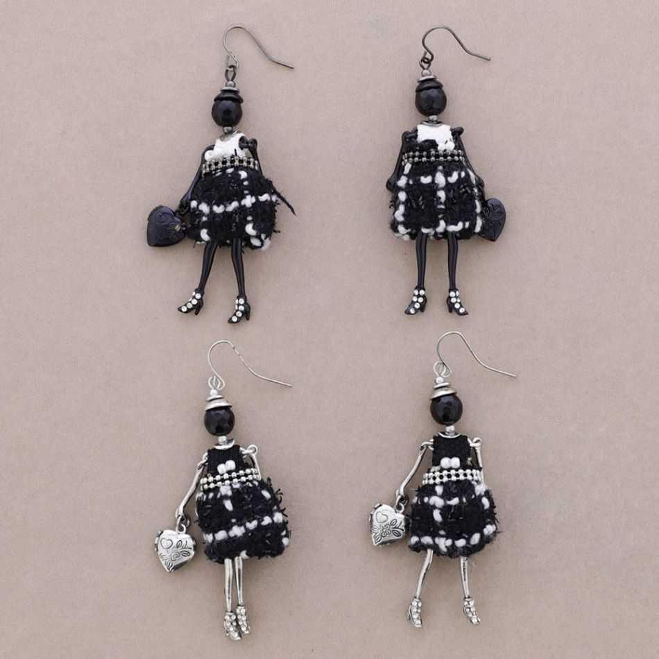 PENDIENTES COLG. MUÑECA