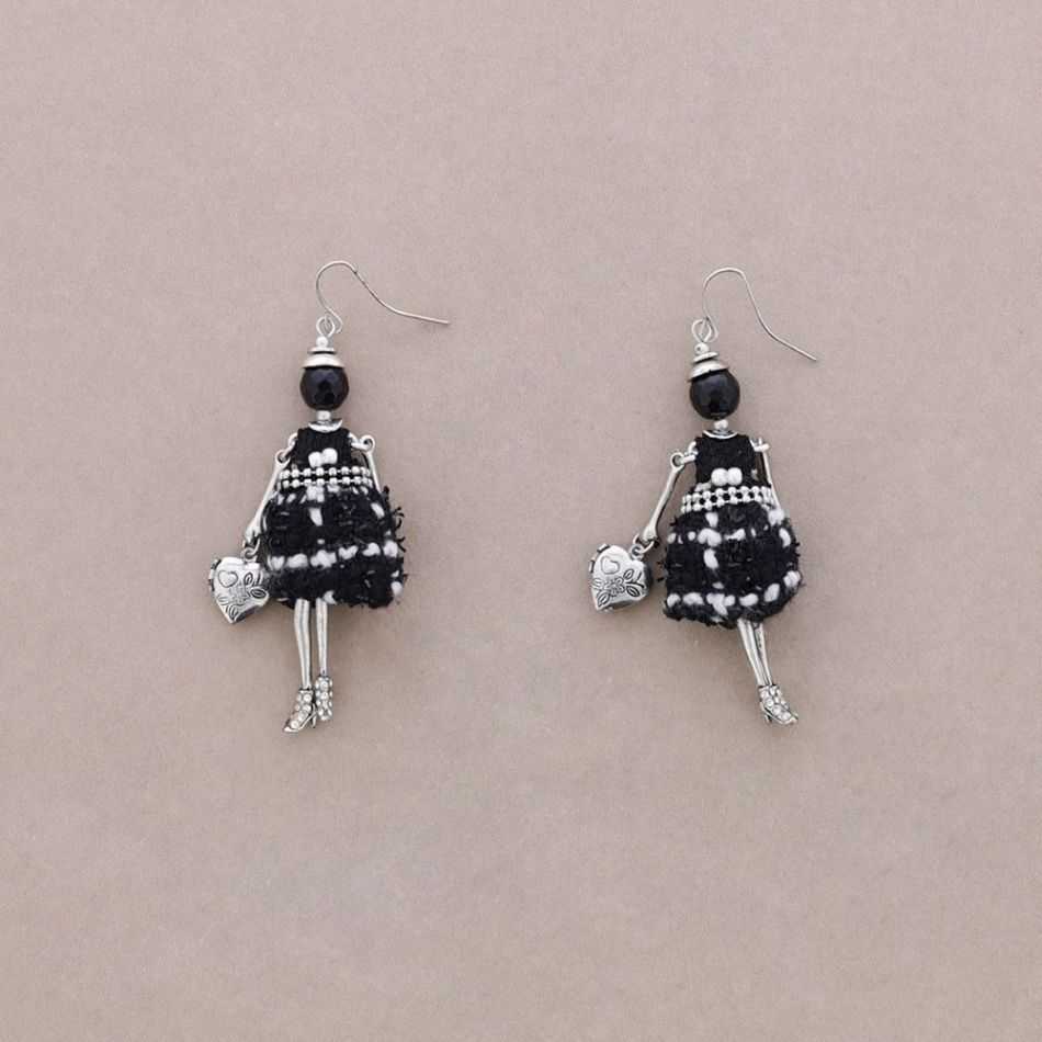 PENDIENTES COLG. MUÑECA