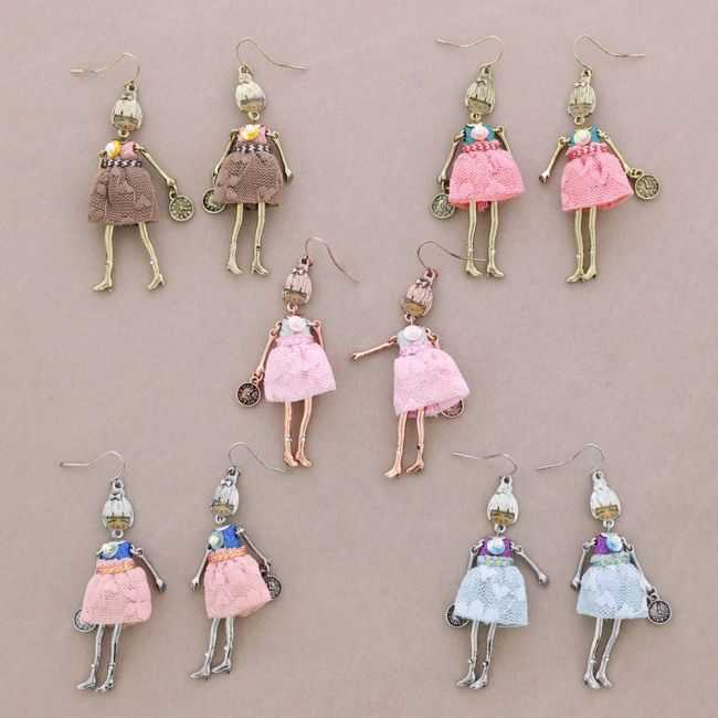 PENDANT EARRINGS CARINE DOLL