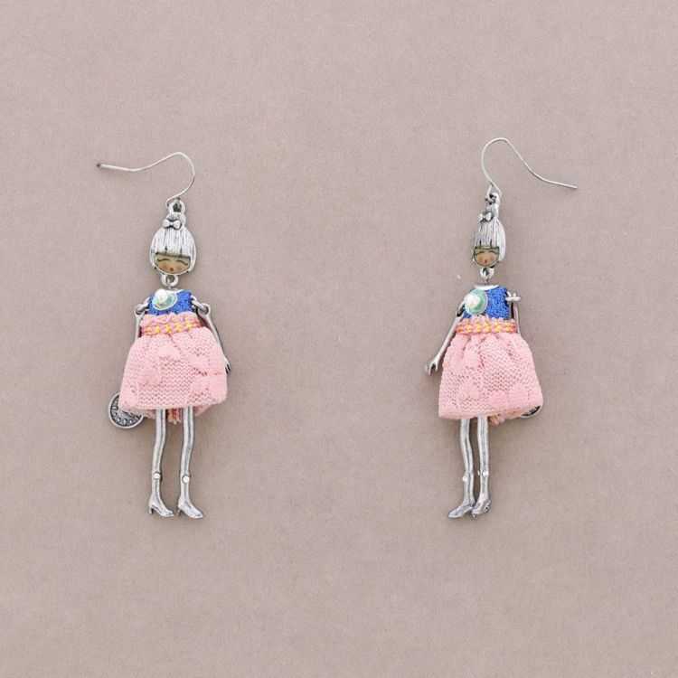 PENDIENTES COLG. MUÑECA CARINA