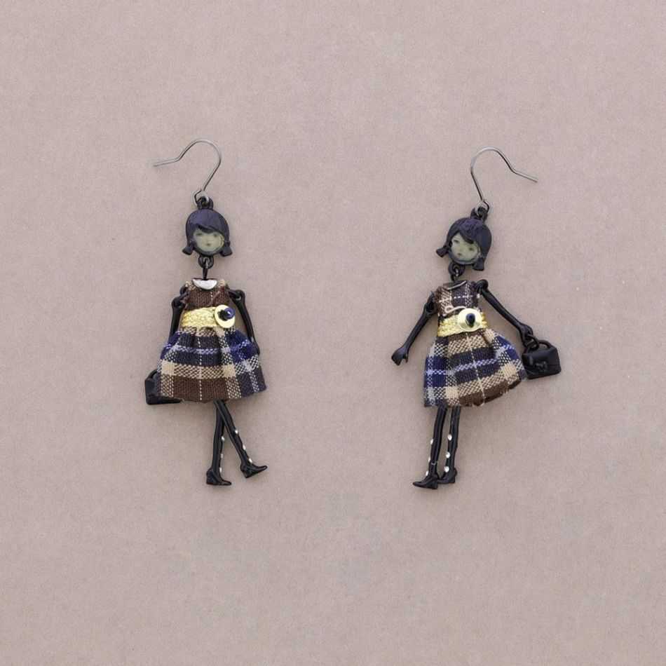 PENDANT EARRINGS DOLL