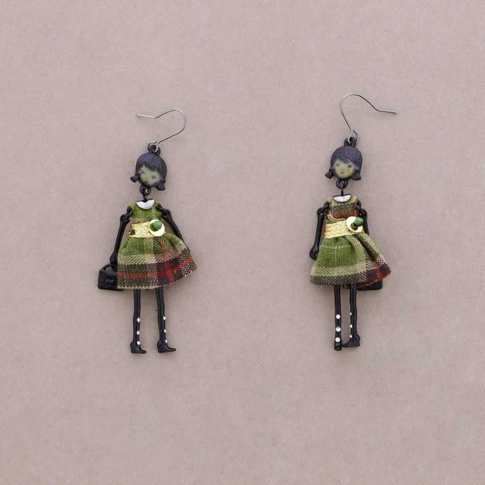 PENDANT EARRINGS DOLL