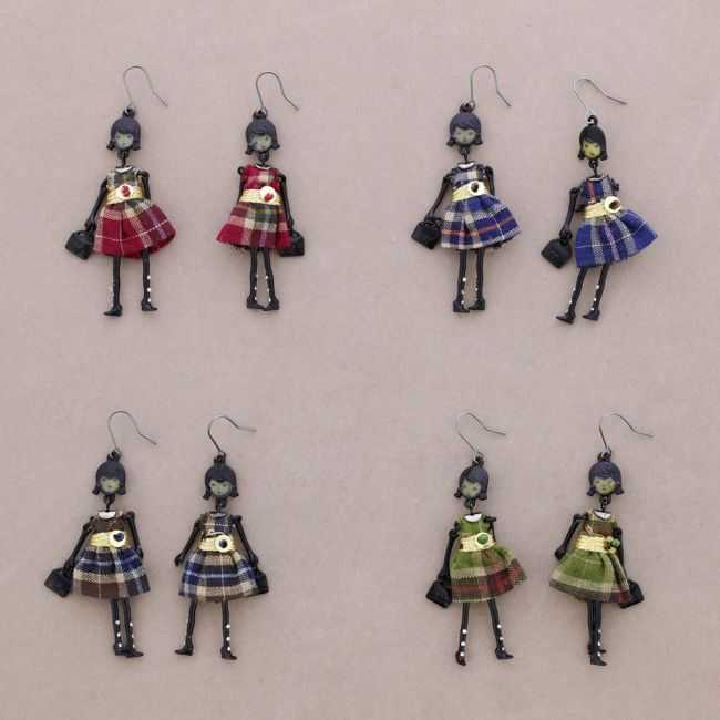 PENDANT EARRINGS DOLL