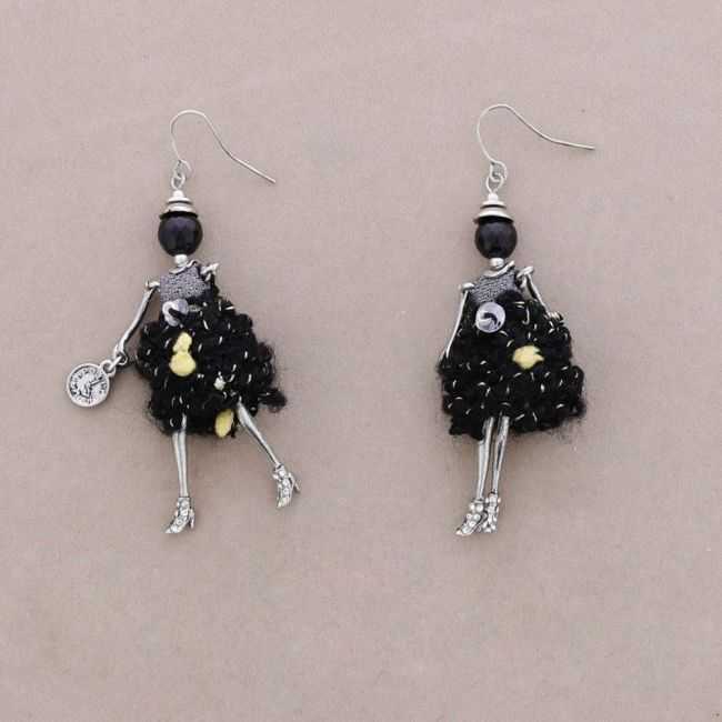 PENDANT EARRINGS DOLL