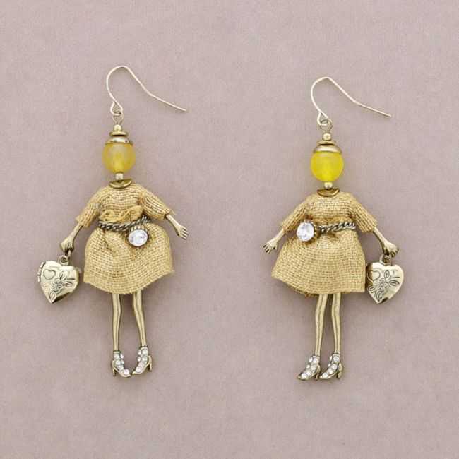 PENDANT EARRINGS DOLL