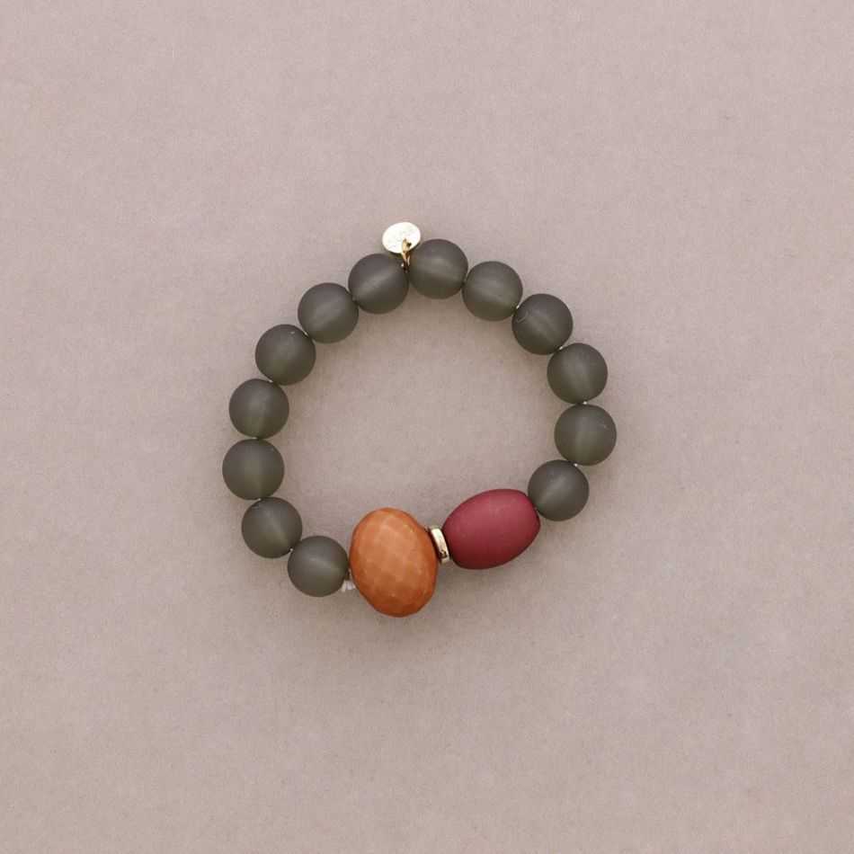 RESIN BEADS BRACELET
