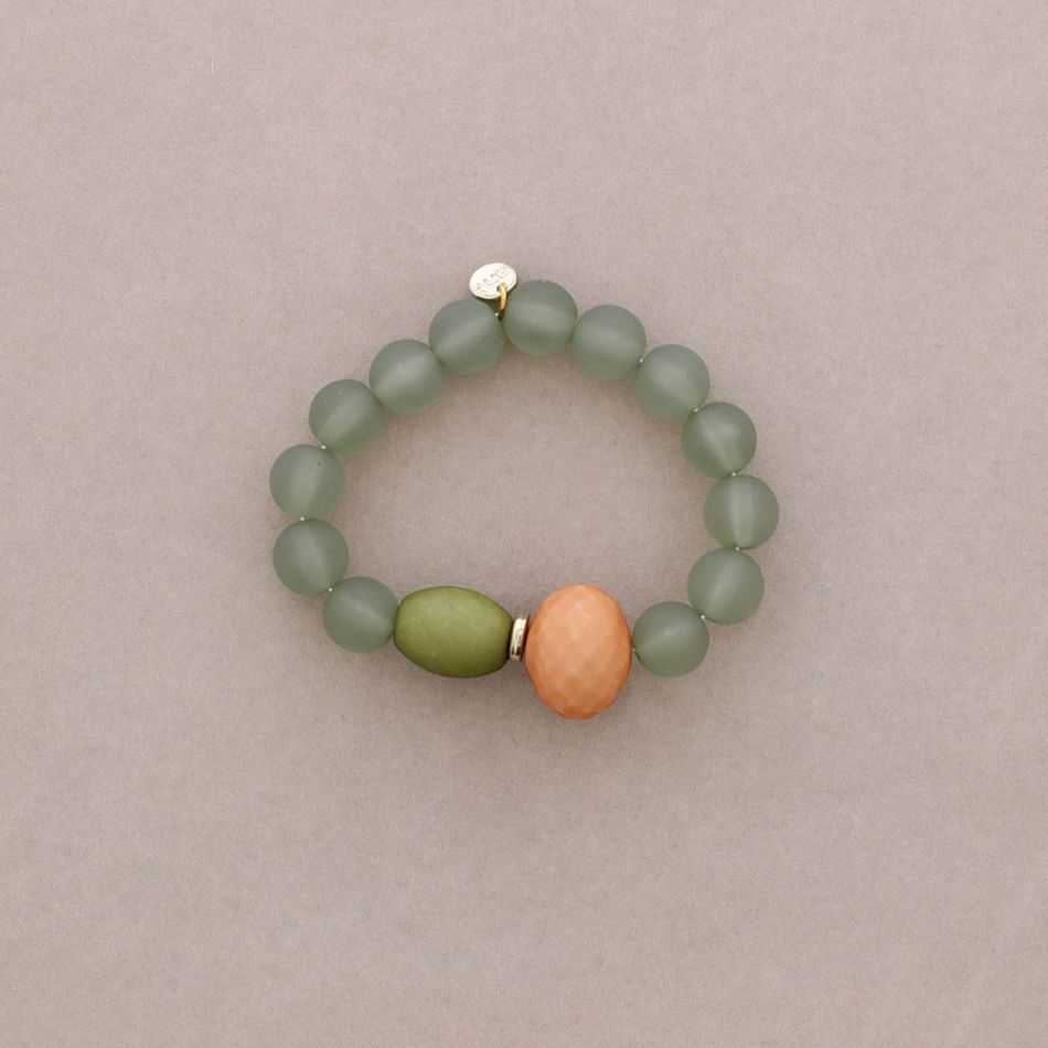 RESIN BEADS BRACELET