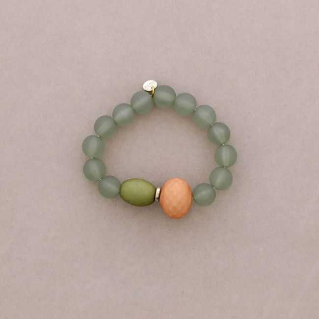 RESIN BEADS BRACELET