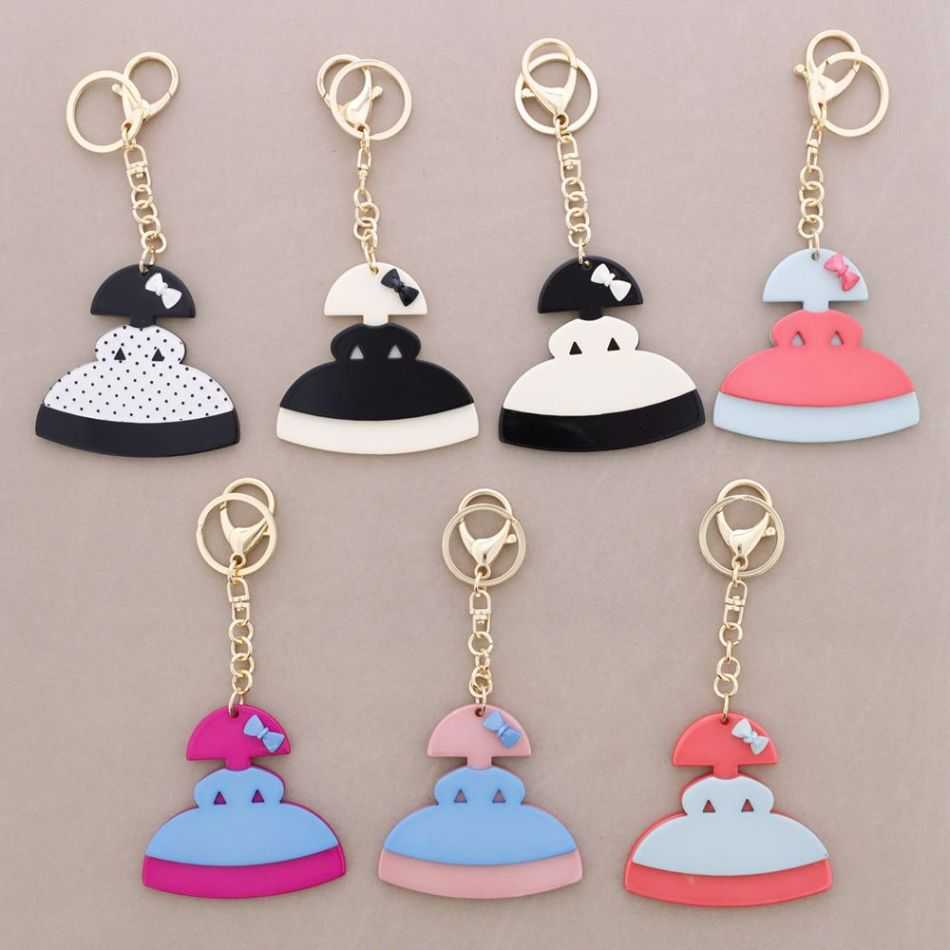 DOUBLE-LAYER RESIN POLKA DOT MENINA KEYCHAIN