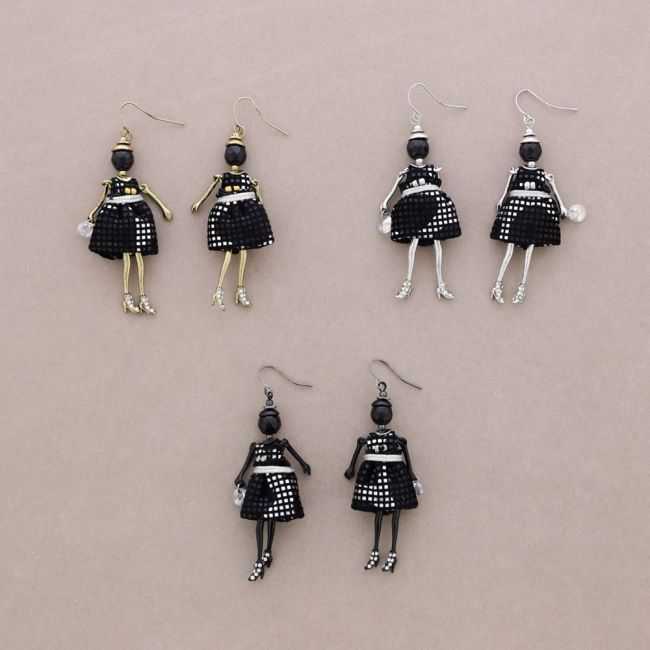 PENDANT EARRINGS DOLL