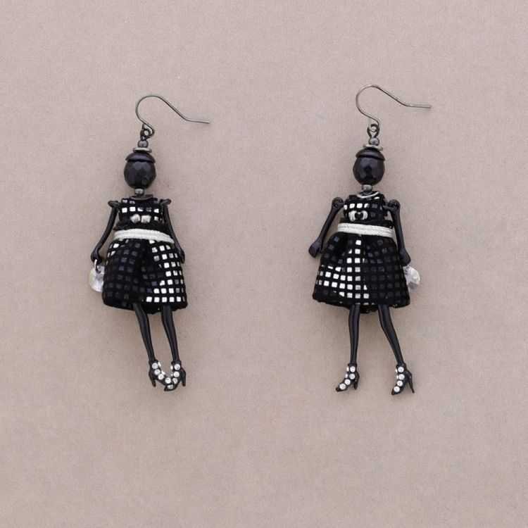 PENDIENTES COLG. MUÑECA 2