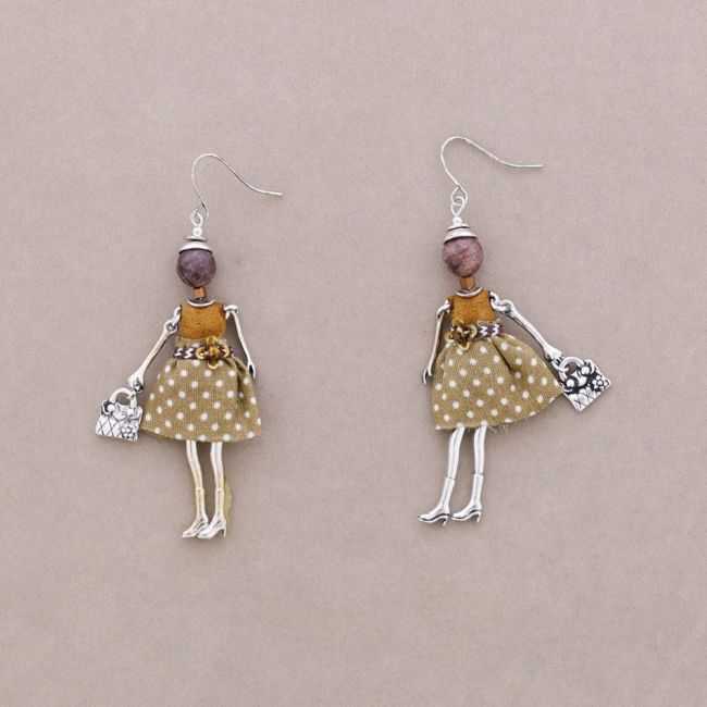 PENDIENTES COLGANTE MUNECA