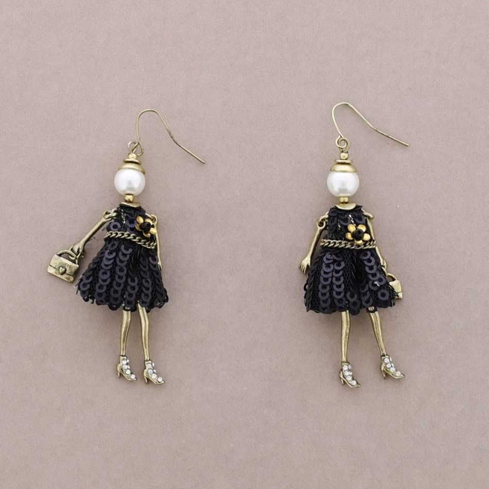 PENDANT EARRINGS DOLL