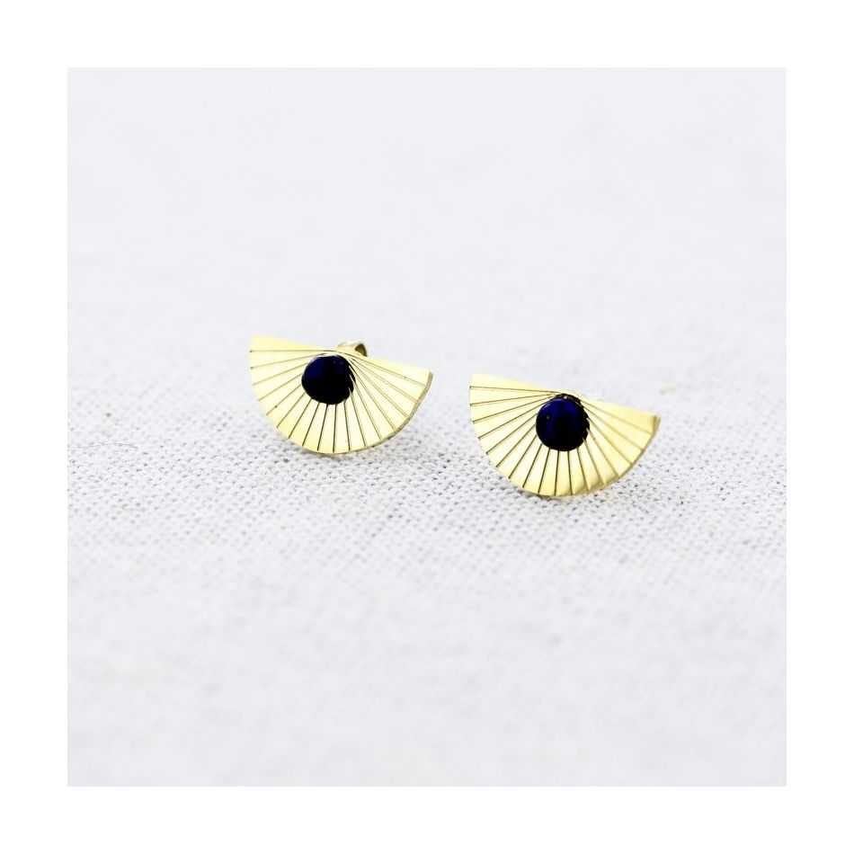 STEEL STUD EARRINGS WITH HALF-MOON STONE