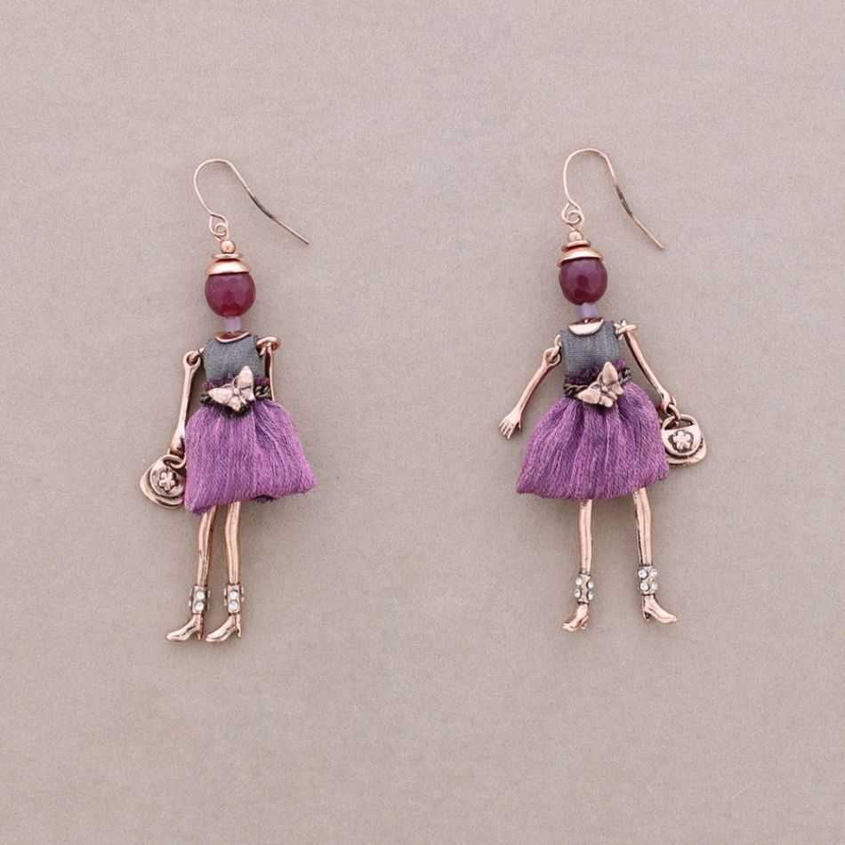 PENDIENTES COLGANTE MUÑECA